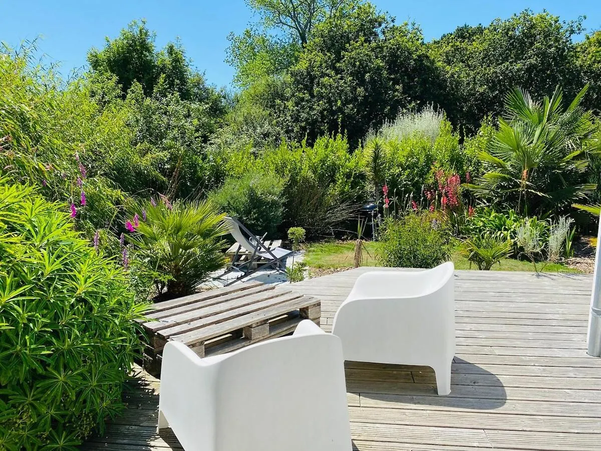 Au Coeur De Tregastel, Noyee Dans La Vegetation Villa